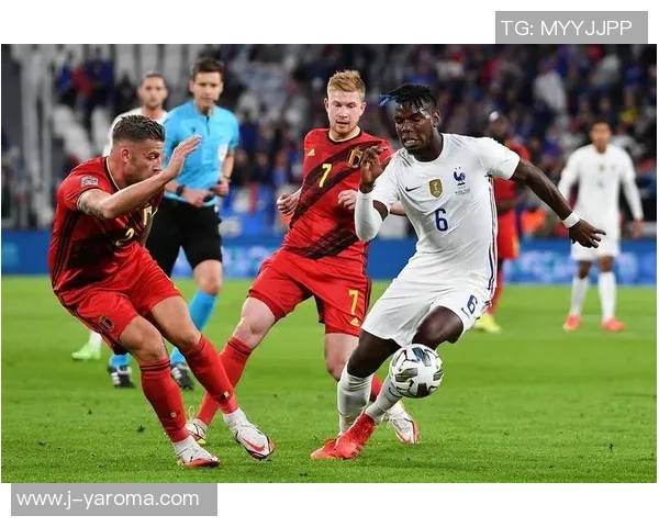 戴白帽的足球球星盘点及其场上影响力分析